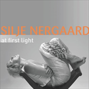 Album At First Light de Silje Nergaard