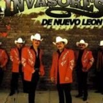 Album Con Tal De Que Me Olvides de Los Invasores de Nuevo León